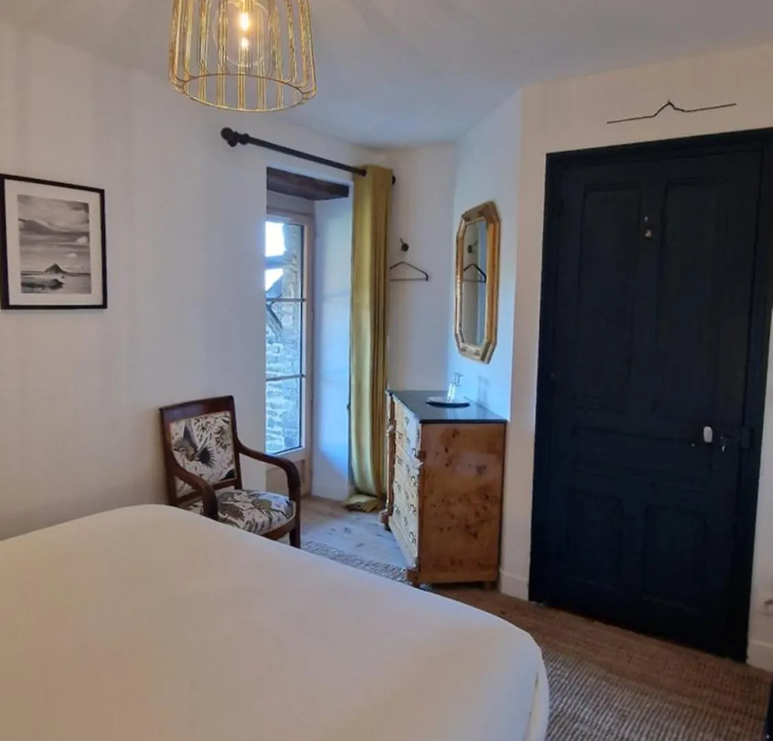 Bed & Breakfast La Maison Du Mont Saint Michel Pontorson