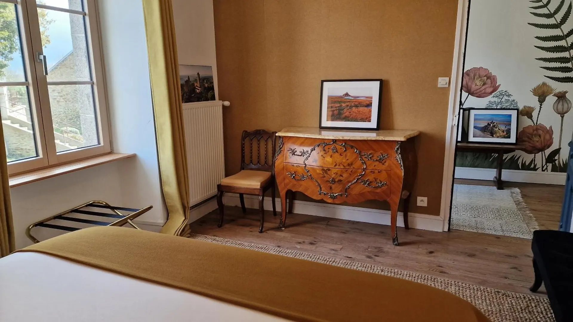 Bed & Breakfast La Maison Du Mont Saint Michel Pontorson