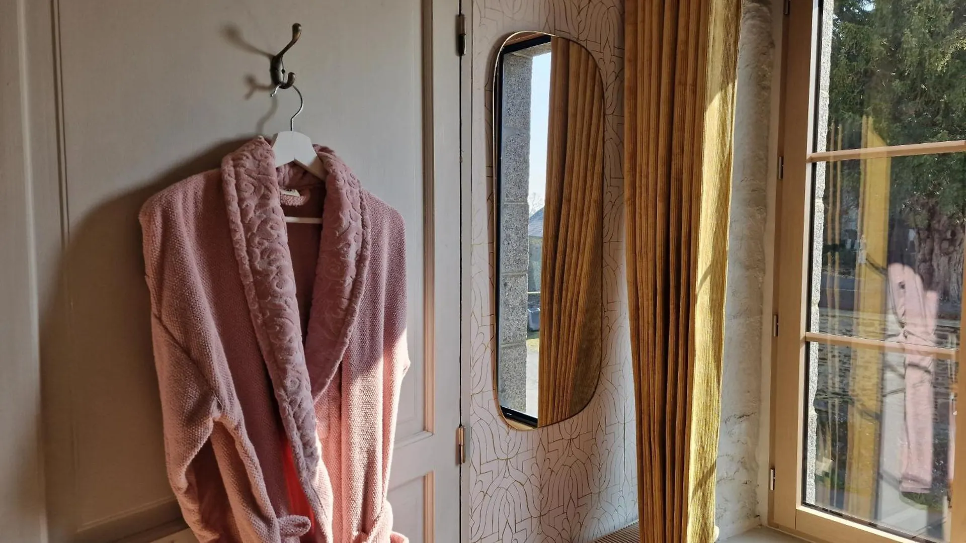 La Maison Du Mont Saint Michel Pontorson Bed & Breakfast