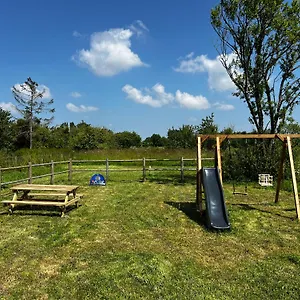 Hébergement de vacances Domaine De La Cherel, Maison En Pierre
